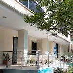 מלון Miro' 3*