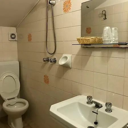 Miro Hotel 3*